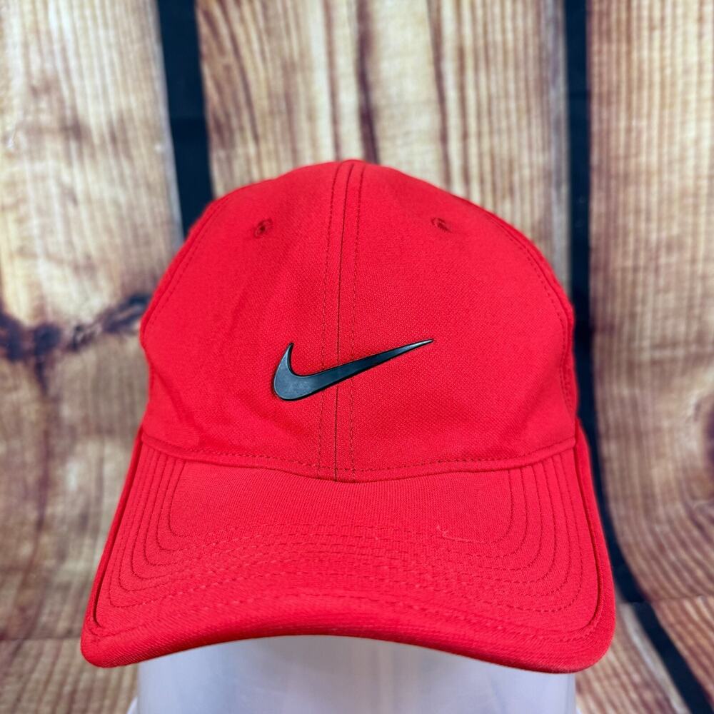 Nike Golf RZN Vapor Hat Red Black Swoosh Strap Back Lightweight Baseball Cap